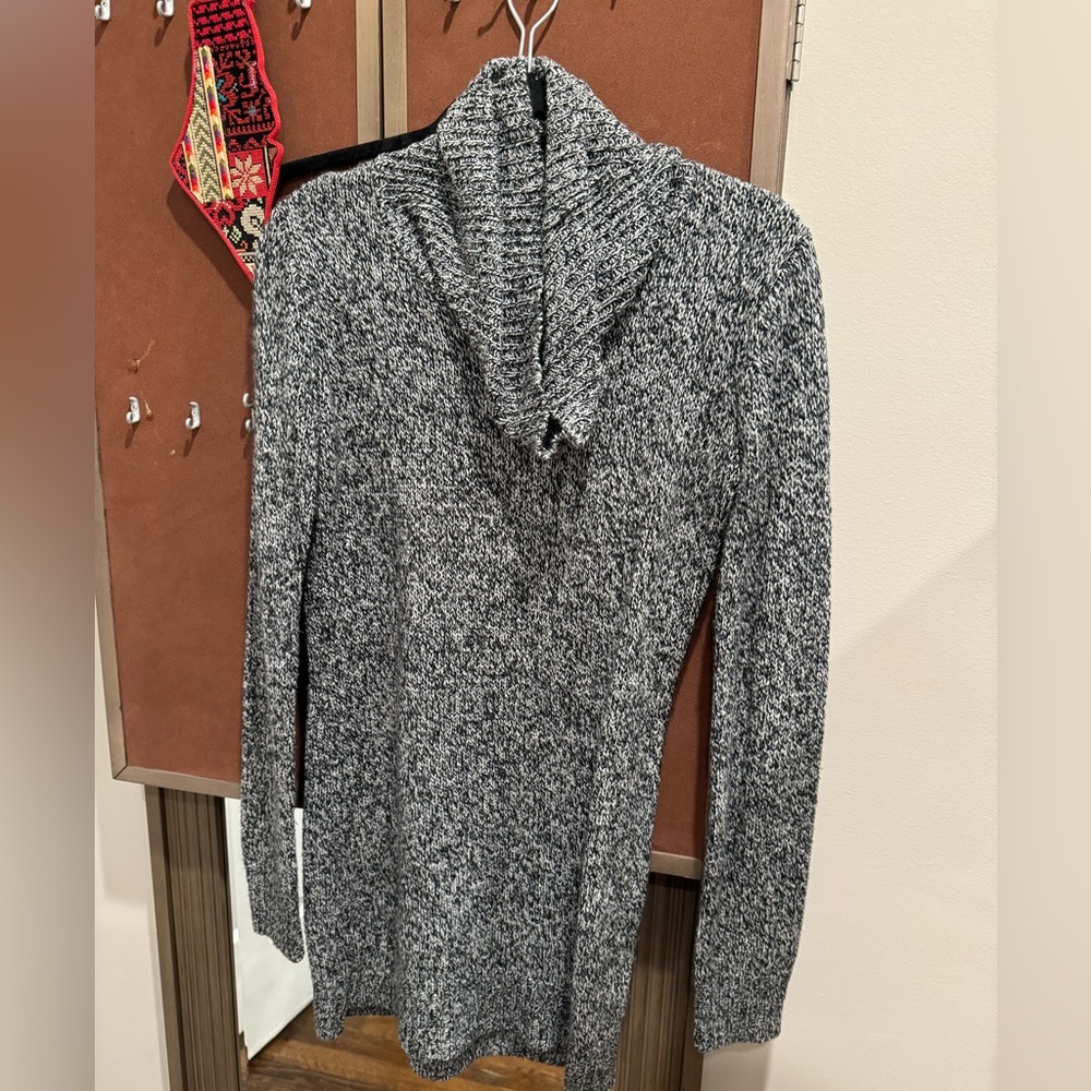 Black and white long sleeve sweater dress